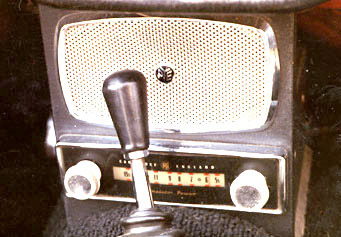 Triumph TR3 radio